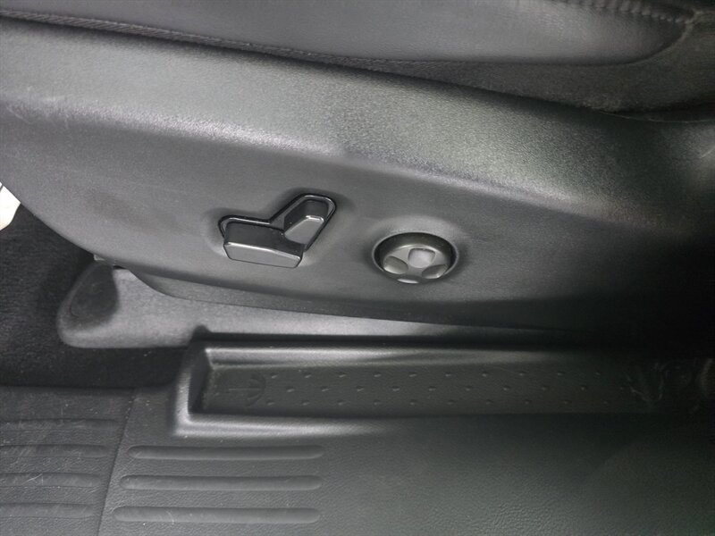 2025 Chrysler Pacifica Select 4DR MINI-VAN - Photo 18 - Hamilton, OH 45015