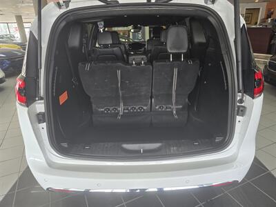 2025 Chrysler Pacifica Select 4DR MINI-VAN - Photo 35 - Hamilton, OH 45015