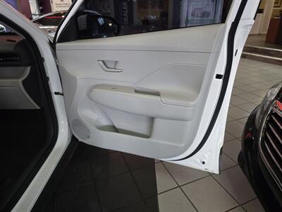2024 Hyundai KONA SEL 4DR SUV AWD   - Photo 12 - Hamilton, OH 45015
