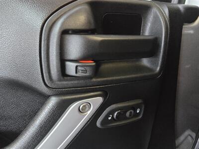 2014 Jeep Wrangler UNLIMITED RUBICON 4DR SUV 4X4   - Photo 17 - Hamilton, OH 45015