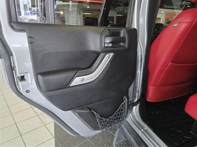 2014 Jeep Wrangler UNLIMITED RUBICON 4DR SUV 4X4   - Photo 10 - Hamilton, OH 45015