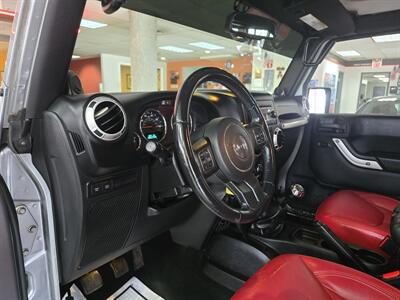 2014 Jeep Wrangler UNLIMITED RUBICON 4DR SUV 4X4   - Photo 8 - Hamilton, OH 45015