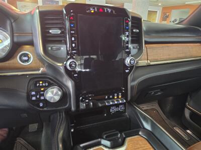 2022 RAM 1500 Limited Longhorn 4DR CREW CAB 4X4   - Photo 23 - Hamilton, OH 45015