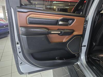 2022 RAM 1500 Limited Longhorn 4DR CREW CAB 4X4   - Photo 10 - Hamilton, OH 45015