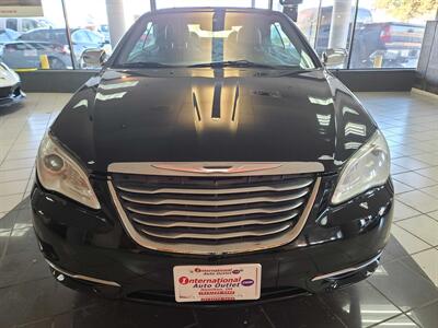 2011 Chrysler 200 Series Limited   - Photo 3 - Hamilton, OH 45015