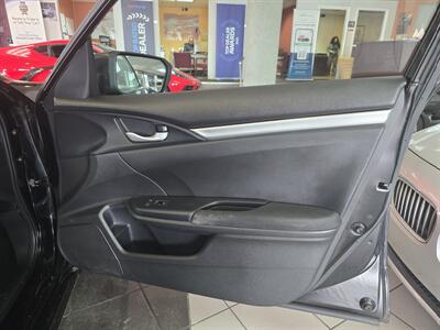 2017 Honda Civic LX 4DR SEDAN   - Photo 12 - Hamilton, OH 45015