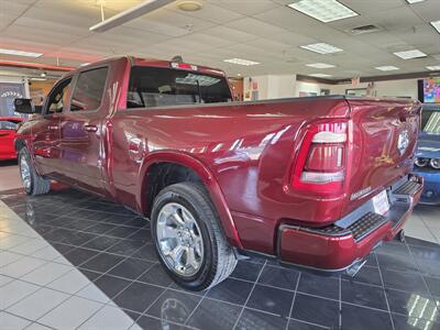 2019 RAM 1500 Laramie CREW CAB 4X4   - Photo 5 - Hamilton, OH 45015