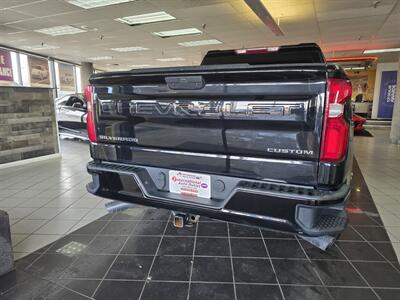 2020 Chevrolet Silverado 1500 Custom 4DR CREW CAB 4X4 V6 - Photo 5 - Hamilton, OH 45015