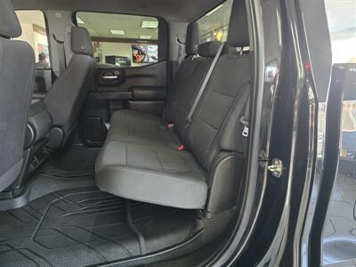 2020 Chevrolet Silverado 1500 Custom 4DR CREW CAB 4X4 V6 - Photo 11 - Hamilton, OH 45015