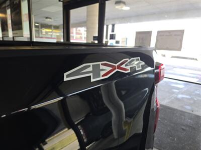 2020 Chevrolet Silverado 1500 Custom 4DR CREW CAB 4X4 V6 - Photo 27 - Hamilton, OH 45015