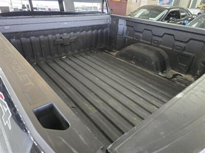 2020 Chevrolet Silverado 1500 Custom 4DR CREW CAB 4X4 V6 - Photo 31 - Hamilton, OH 45015