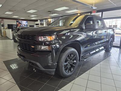 2020 Chevrolet Silverado 1500 Custom 4DR CREW CAB 4X4 V6 - Photo 1 - Hamilton, OH 45015