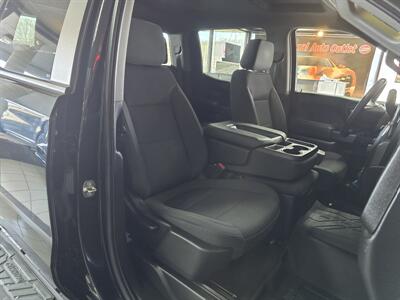 2020 Chevrolet Silverado 1500 Custom 4DR CREW CAB 4X4 V6 - Photo 14 - Hamilton, OH 45015