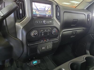 2020 Chevrolet Silverado 1500 Custom 4DR CREW CAB 4X4 V6 - Photo 20 - Hamilton, OH 45015