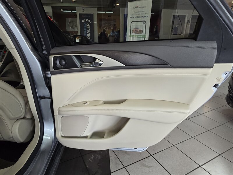 2020 Lincoln MKZ/Zephyr Reserve 4DR SEDAN - Photo 15 - Hamilton, OH 45015