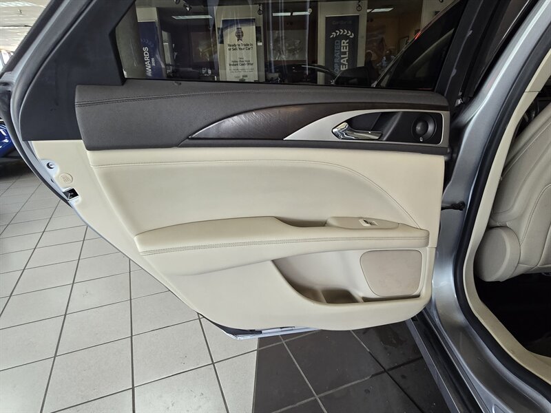 2020 Lincoln MKZ/Zephyr Reserve 4DR SEDAN - Photo 10 - Hamilton, OH 45015