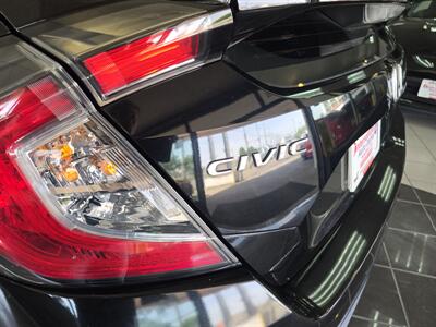 2019 Honda Civic LX 4DR HATCHBACK   - Photo 25 - Hamilton, OH 45015