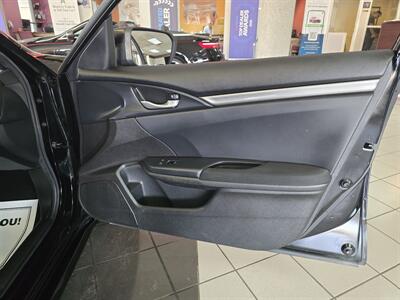 2019 Honda Civic LX 4DR HATCHBACK   - Photo 12 - Hamilton, OH 45015