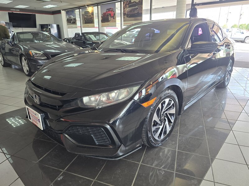 2019 Honda Civic LX 4DR HATCHBACK   - Photo 1 - Hamilton, OH 45015