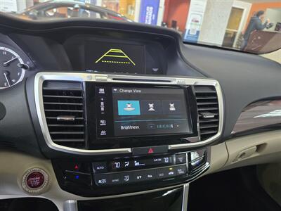2016 Honda Accord EX   - Photo 21 - Hamilton, OH 45015
