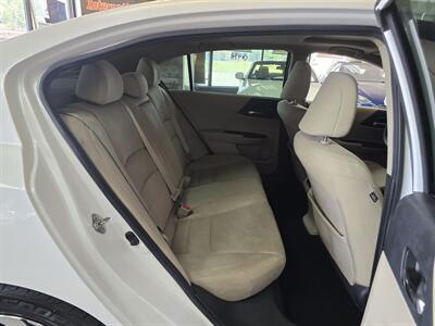 2016 Honda Accord EX   - Photo 16 - Hamilton, OH 45015