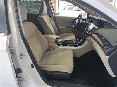 2016 Honda Accord EX   - Photo 14 - Hamilton, OH 45015