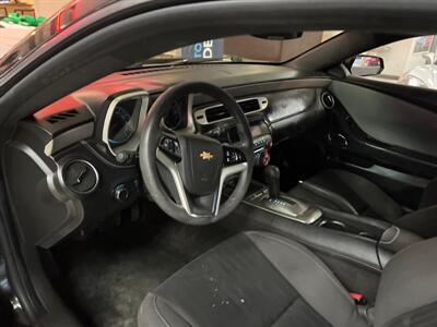 2015 Chevrolet Camaro LS   - Photo 11 - Hamilton, OH 45015