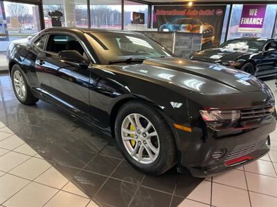 2015 Chevrolet Camaro LS   - Photo 4 - Hamilton, OH 45015