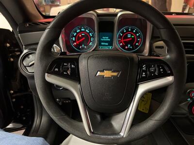 2015 Chevrolet Camaro LS   - Photo 14 - Hamilton, OH 45015