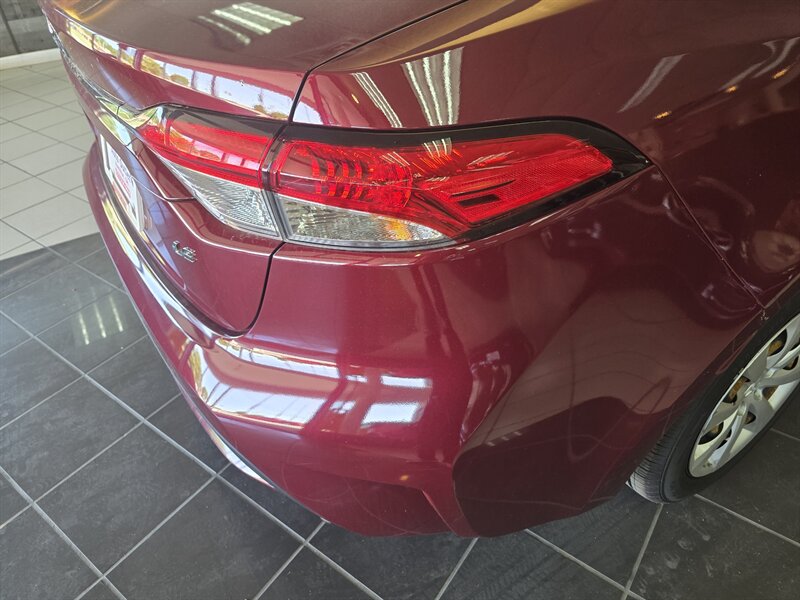 2022 Toyota Corolla LE - Photo 27 - Hamilton, OH 45015
