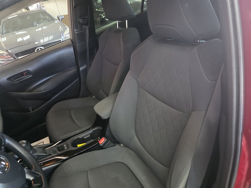 2022 Toyota Corolla LE - Photo 10 - Hamilton, OH 45015