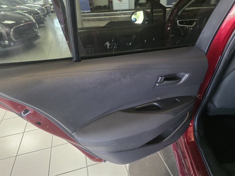 2022 Toyota Corolla LE - Photo 11 - Hamilton, OH 45015