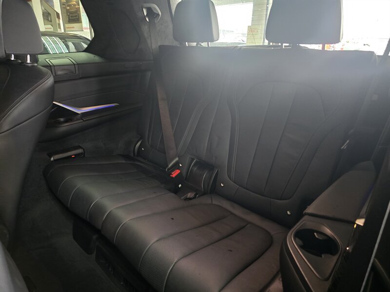 2020 BMW X7 M50i 4DR SPORT ACTIVITY AWD - Photo 13 - Hamilton, OH 45015
