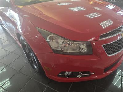 2014 Chevrolet Cruze 1LT Auto 4DR SEDAN   - Photo 11 - Hamilton, OH 45015
