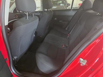 2014 Chevrolet Cruze 1LT Auto 4DR SEDAN   - Photo 30 - Hamilton, OH 45015