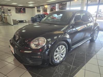 2018 Volkswagen Beetle-Classic 2.0T S 2DR HATCHBACK   - Photo 1 - Hamilton, OH 45015