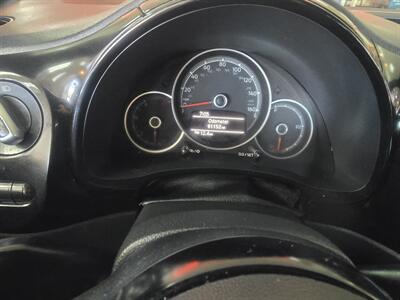 2018 Volkswagen Beetle-Classic 2.0T S 2DR HATCHBACK   - Photo 20 - Hamilton, OH 45015