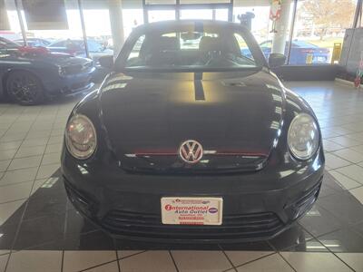 2018 Volkswagen Beetle-Classic 2.0T S 2DR HATCHBACK   - Photo 2 - Hamilton, OH 45015
