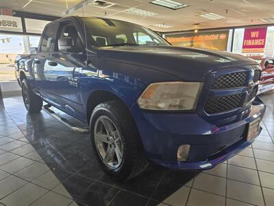 2015 RAM 1500 Express 4DR QUAD CAB 4X4   - Photo 3 - Hamilton, OH 45015