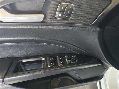 2020 Ford Fusion Titanium 4DR SEDAN AWD - Photo 18 - Hamilton, OH 45015
