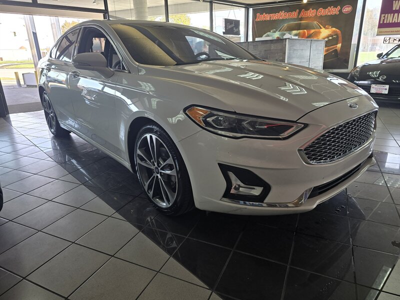 2020 Ford Fusion Titanium 4DR SEDAN AWD - Photo 4 - Hamilton, OH 45015