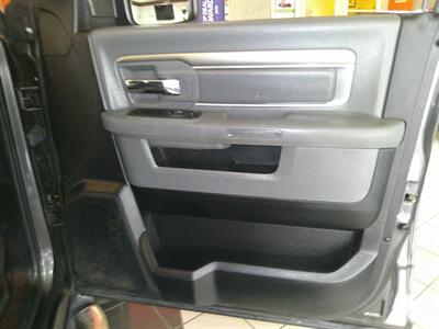 2016 RAM 1500 Big Horn/CREW CAB/HEMI/4X4   - Photo 26 - Hamilton, OH 45015