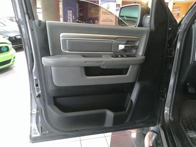 2016 RAM 1500 Big Horn/CREW CAB/HEMI/4X4   - Photo 18 - Hamilton, OH 45015