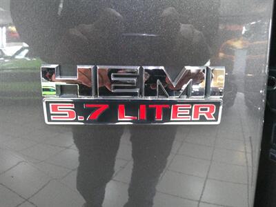 2016 RAM 1500 Big Horn/CREW CAB/HEMI/4X4   - Photo 31 - Hamilton, OH 45015