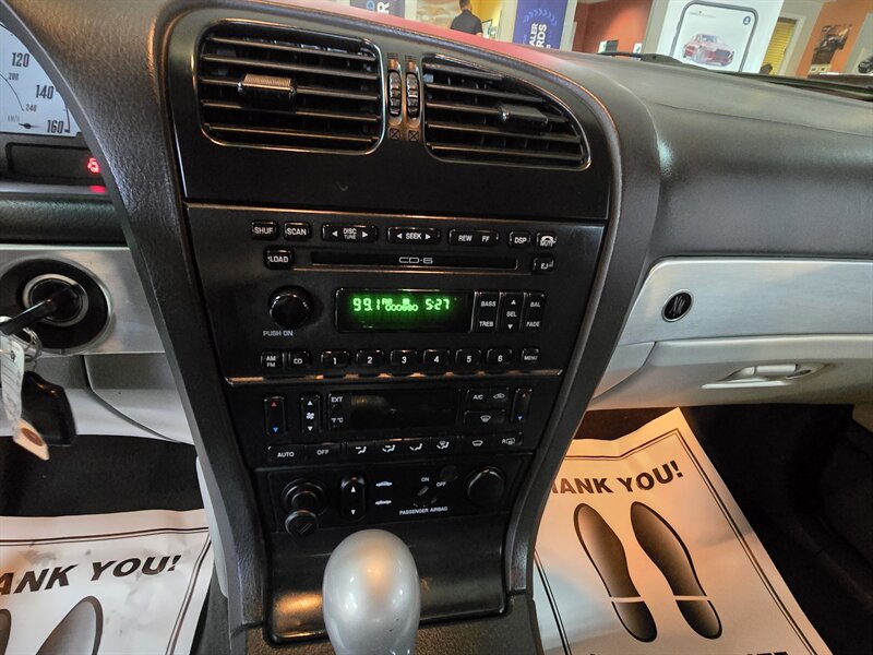 2002 Ford Thunderbird Neiman Marcus Edition 2DR CONVERTIBLE - Photo 18 - Hamilton, OH 45015