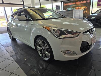 2016 Hyundai Veloster Base 3DR COUPE   - Photo 4 - Hamilton, OH 45015