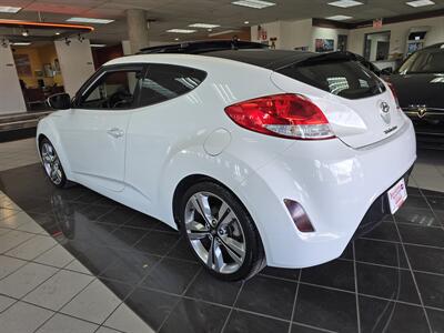 2016 Hyundai Veloster Base 3DR COUPE   - Photo 7 - Hamilton, OH 45015