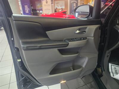 2015 Honda Odyssey EX- 4DR MINI-VAN - Photo 7 - Hamilton, OH 45015