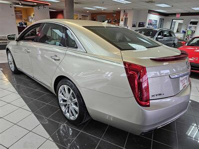 2014 Cadillac XTS Luxury Collection 4DR SEDAN AWD   - Photo 8 - Hamilton, OH 45015