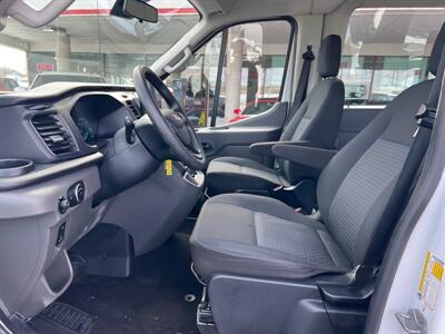 2022 Ford Transit 350 XLT 148 " MEDIUM ROOF PASSENGER VAN   - Photo 9 - Hamilton, OH 45015